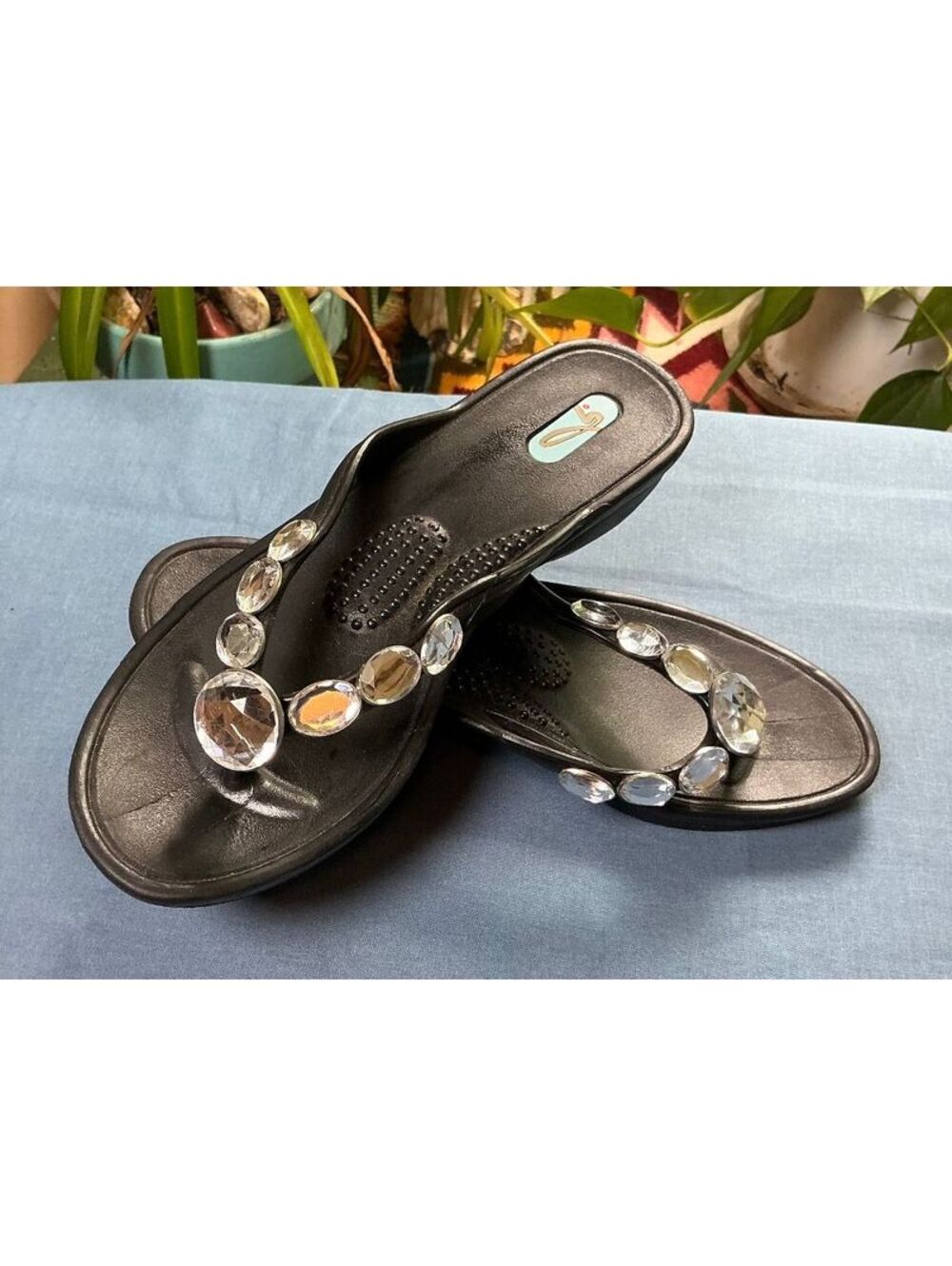 OKA BEE Black Rhinestones Sandals Rubber Flip Flop Thong US Size Small S